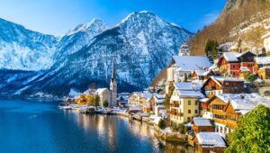 Classic postcard view of famous Hallstatt lakeside town in the Alps