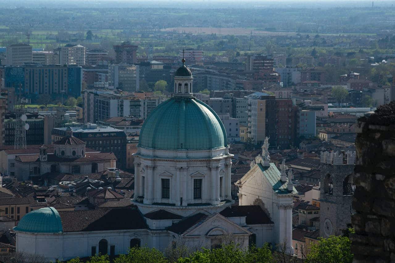 pexels-nicola-raviglione-16142383
